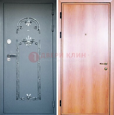 Железная дверь с ковкой ламинат внутри ДК-11 в квартиру в Лобне