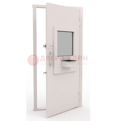 Белая металлическая дверь в кассу с нитроэмалью ДКС-4 в Лобне