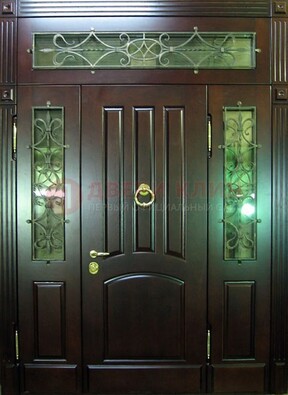 Стальная парадная дверь со стеклом и ковкой ДПР-18 для деревянного дома в Лобне