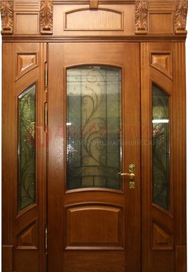 Парадная дверь со стеклянными вставками и ковкой ДПР-36 для дома в Лобне
