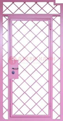 Розовая металлическая решетчатая дверь ДР-15 в Лобне