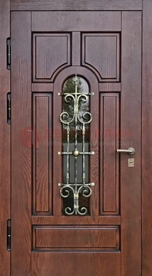 Cтальная дверь со стеклом и ковкой в коричневом цвете ДСК-119 в Лобне