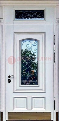 Металлическая дверь со стеклом и ковкой в белом цвете ДСК-148 в Лобне