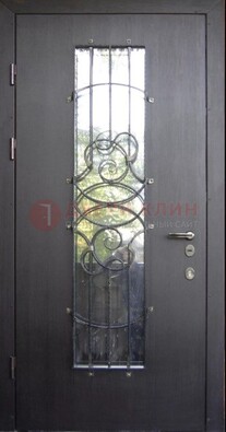 Остекленная стальная дверь с ковкой ДСК-26 в Кирове