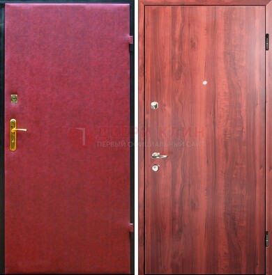 Красная входная дверь с винилискожей ДВ-30 в Лобне